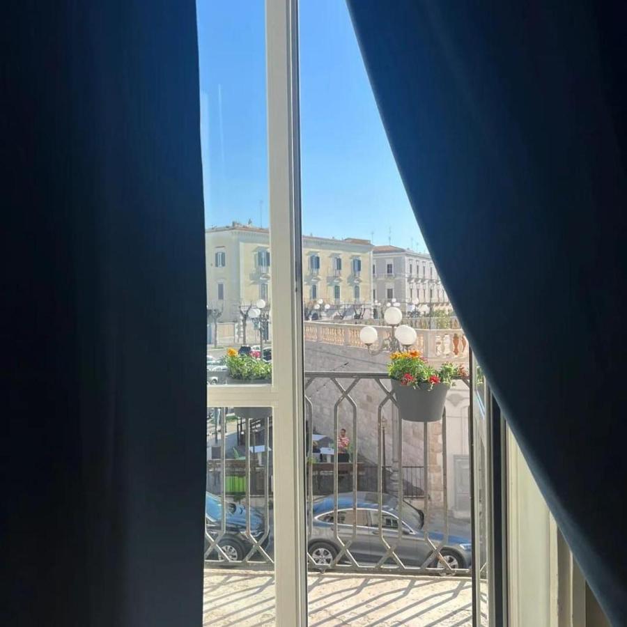 Seaport #Rooms Trani Esterno foto