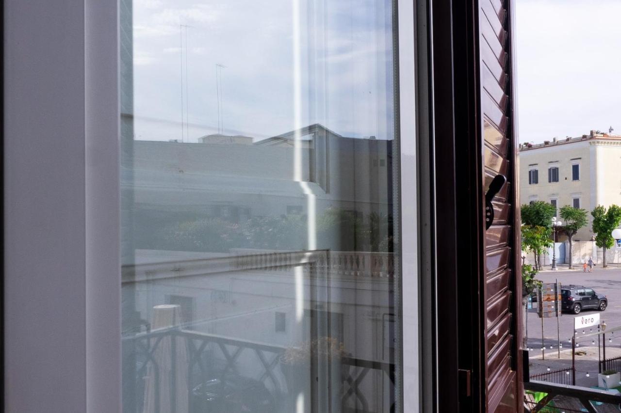 Seaport #Rooms Trani Esterno foto
