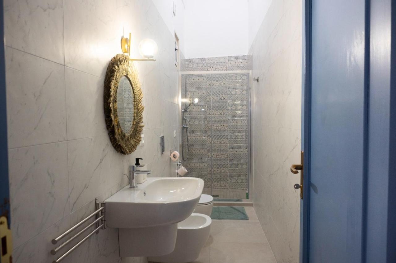 Seaport #Rooms Trani Esterno foto