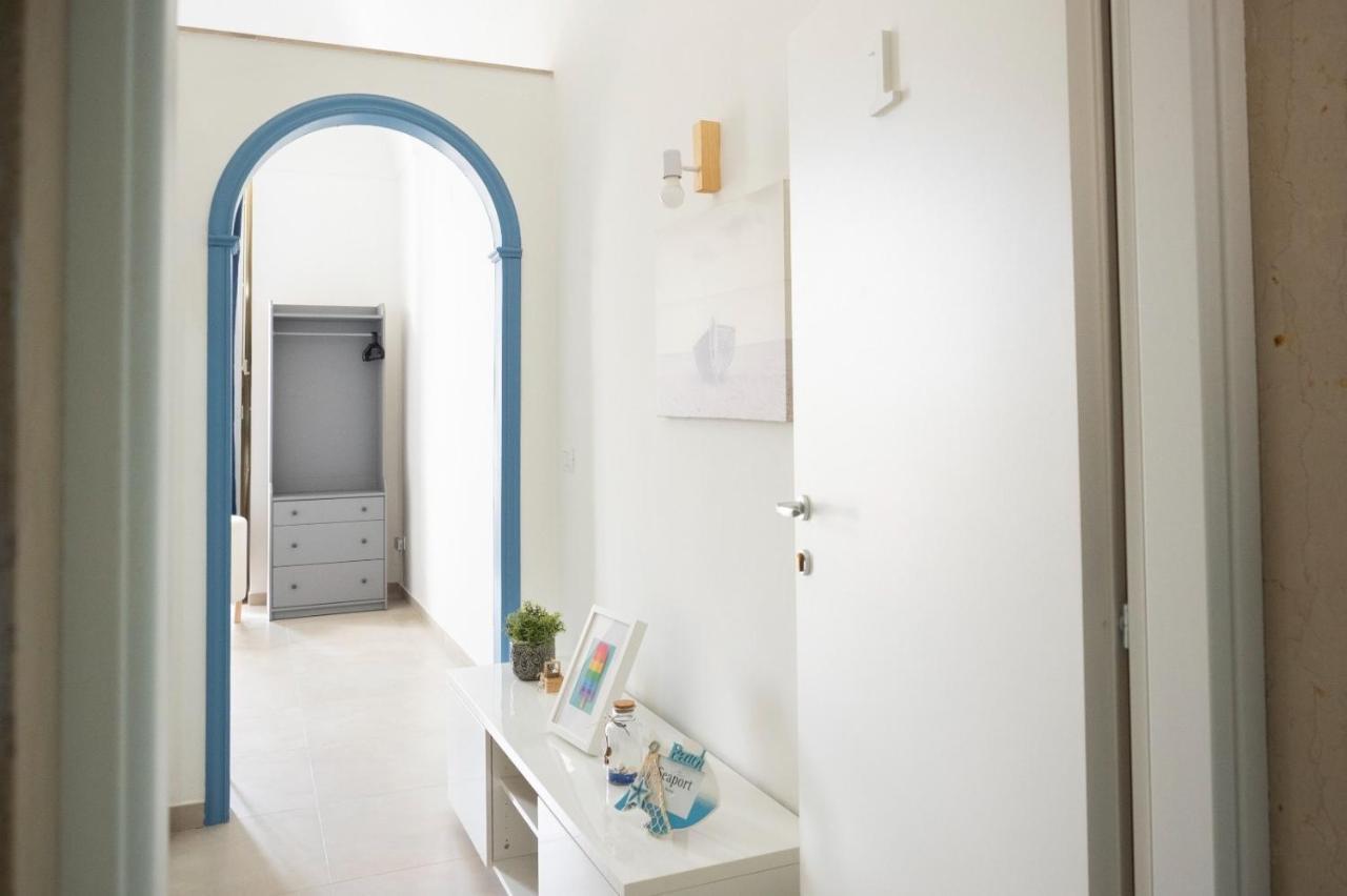 Seaport #Rooms Trani Esterno foto